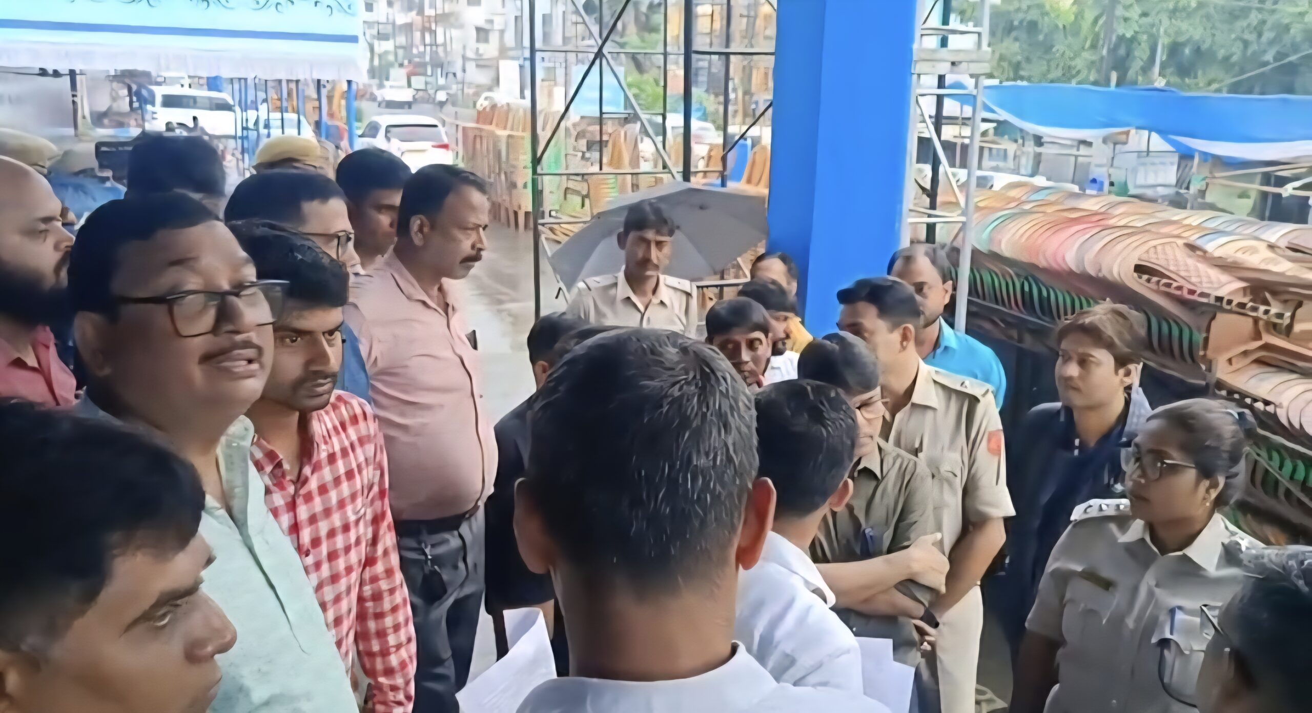 आसनसोल दुर्गा पूजा कार्निवल 2025 का आगाज़ शनिवार से पुलिस लाइन के पास सड़क पर होगा आयोजन, तैयारियों का निरीक्षण