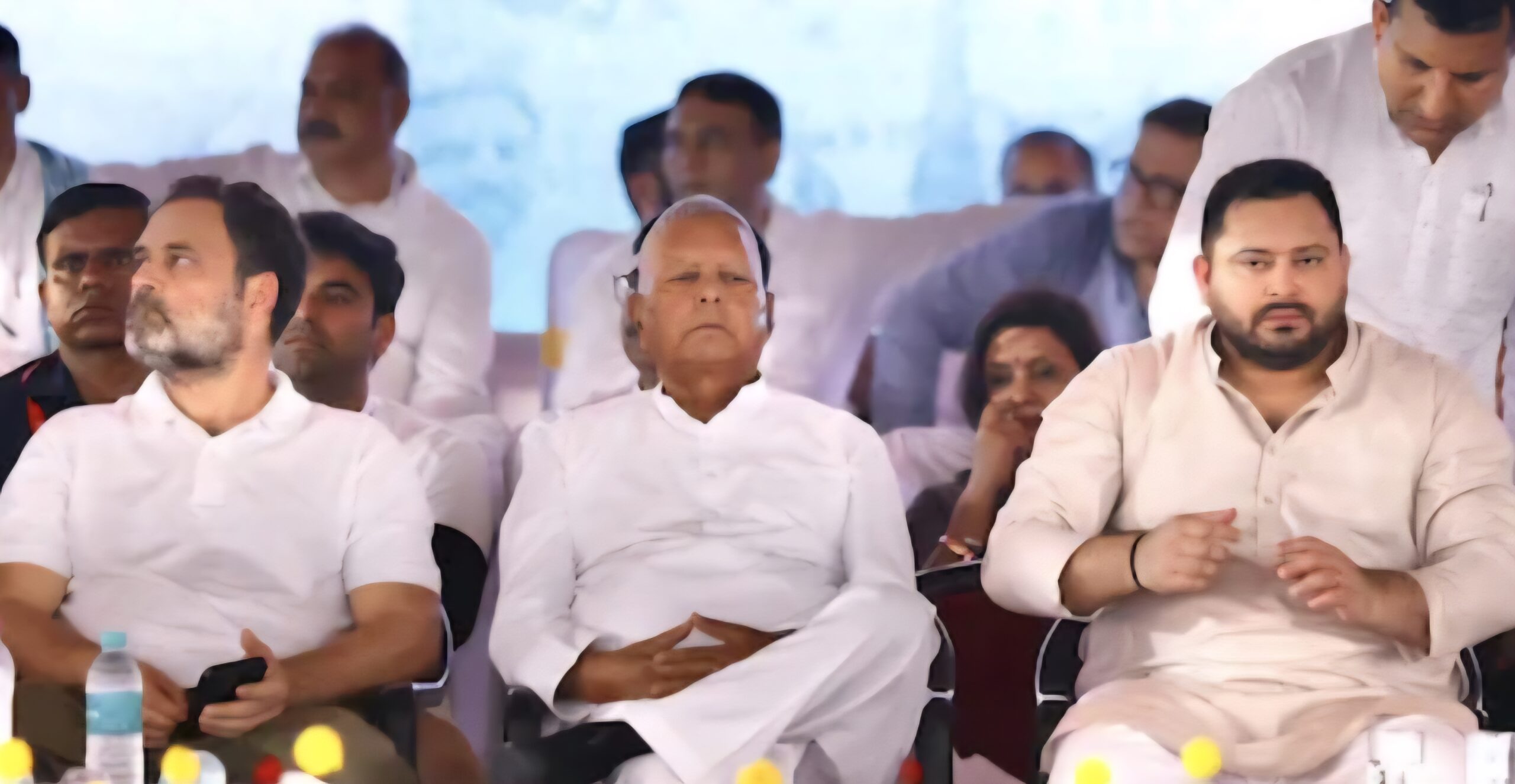 बिहार चुनाव 2025: RJD ने जारी की 143 उम्मीदवारों की पहली सूची, तेजस्वी यादव राघोपुर से लड़ेंगे चुनाव, कांग्रेस से टकराव के आसार