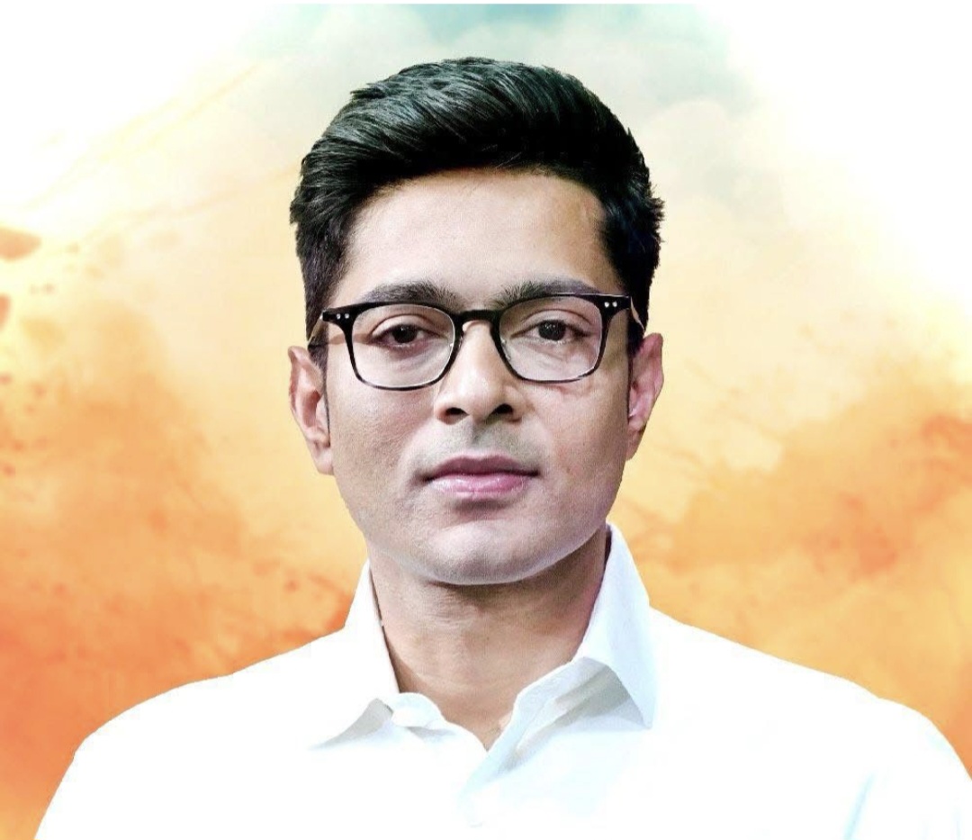 West Bengal Political News सांसद अभिषेक बनर्जी का बीजेपी पर तीखा हमला, जवाबदेही को लेकर उठाए सवाल
