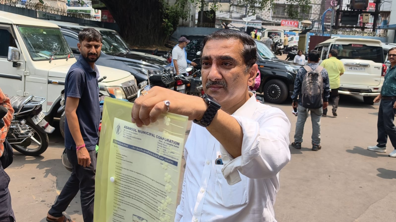 आसनसोल नगर निगम में बड़ा राजनीतिक घटनाक्रम, बोरो-6 चेयरमैन डॉ. देवाशीष सरकार ने दिया इस्तीफा